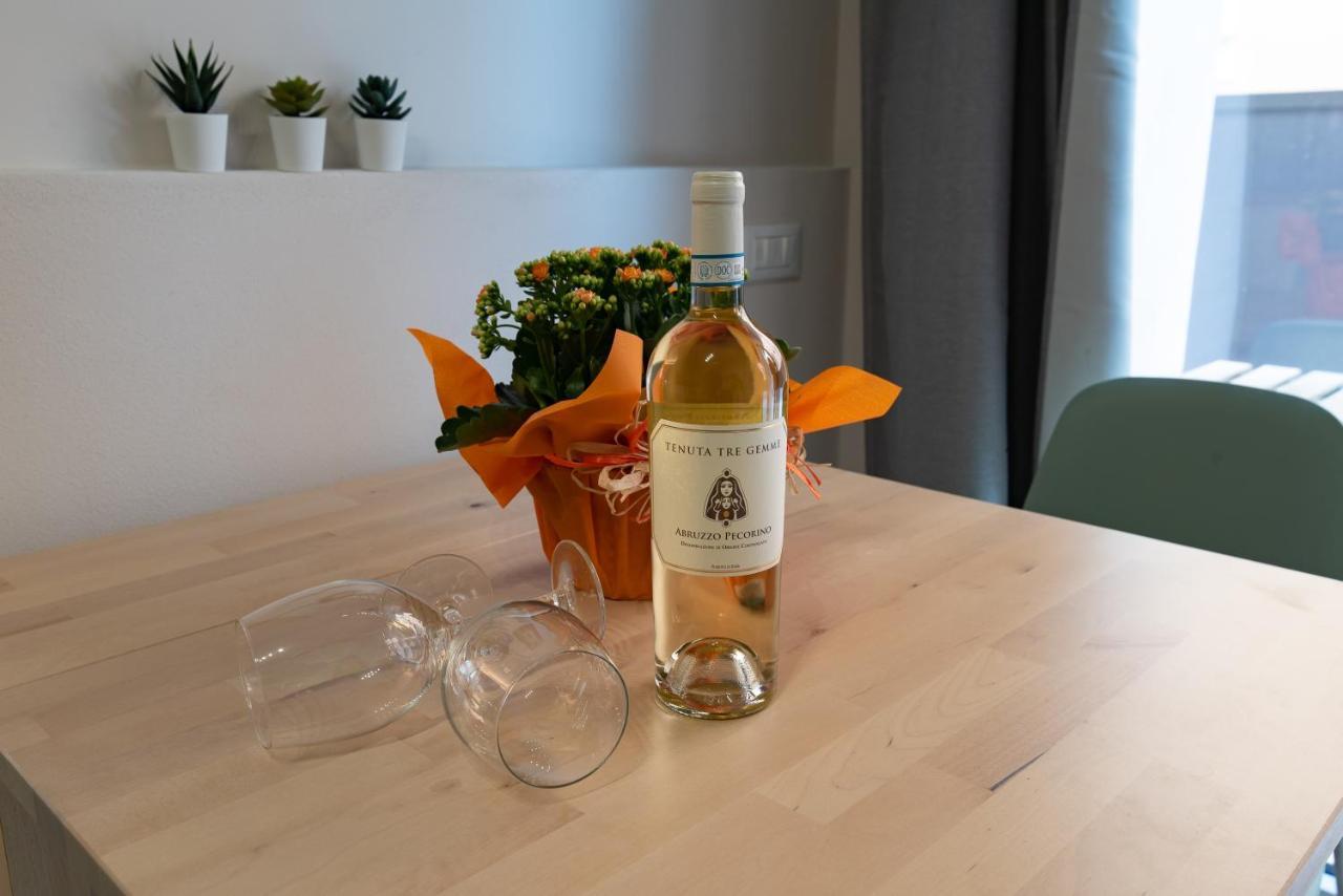 Tenuta Tre Gemme A Mare - Suite Salvia Pescara Zewnętrze zdjęcie
